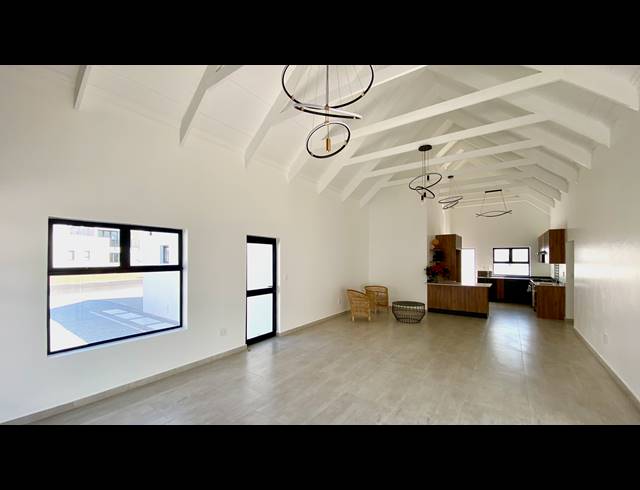 3 BEDROOM HOUSE FOR SALE IN BRITANNIA REEF ESTATE